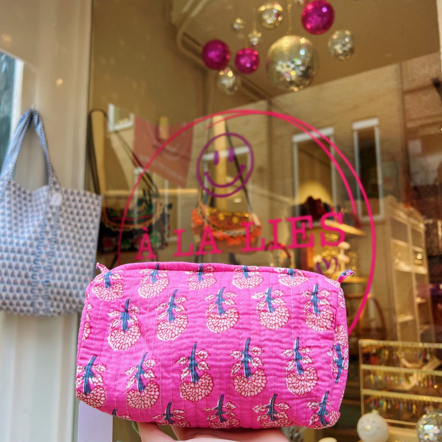 Beauty Bag - Shiny Pink